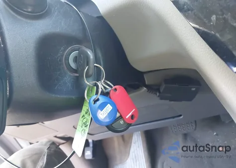 2015 Toyota Sienna L from USA, damaged, VIN 5TDZK3DCXFS640245